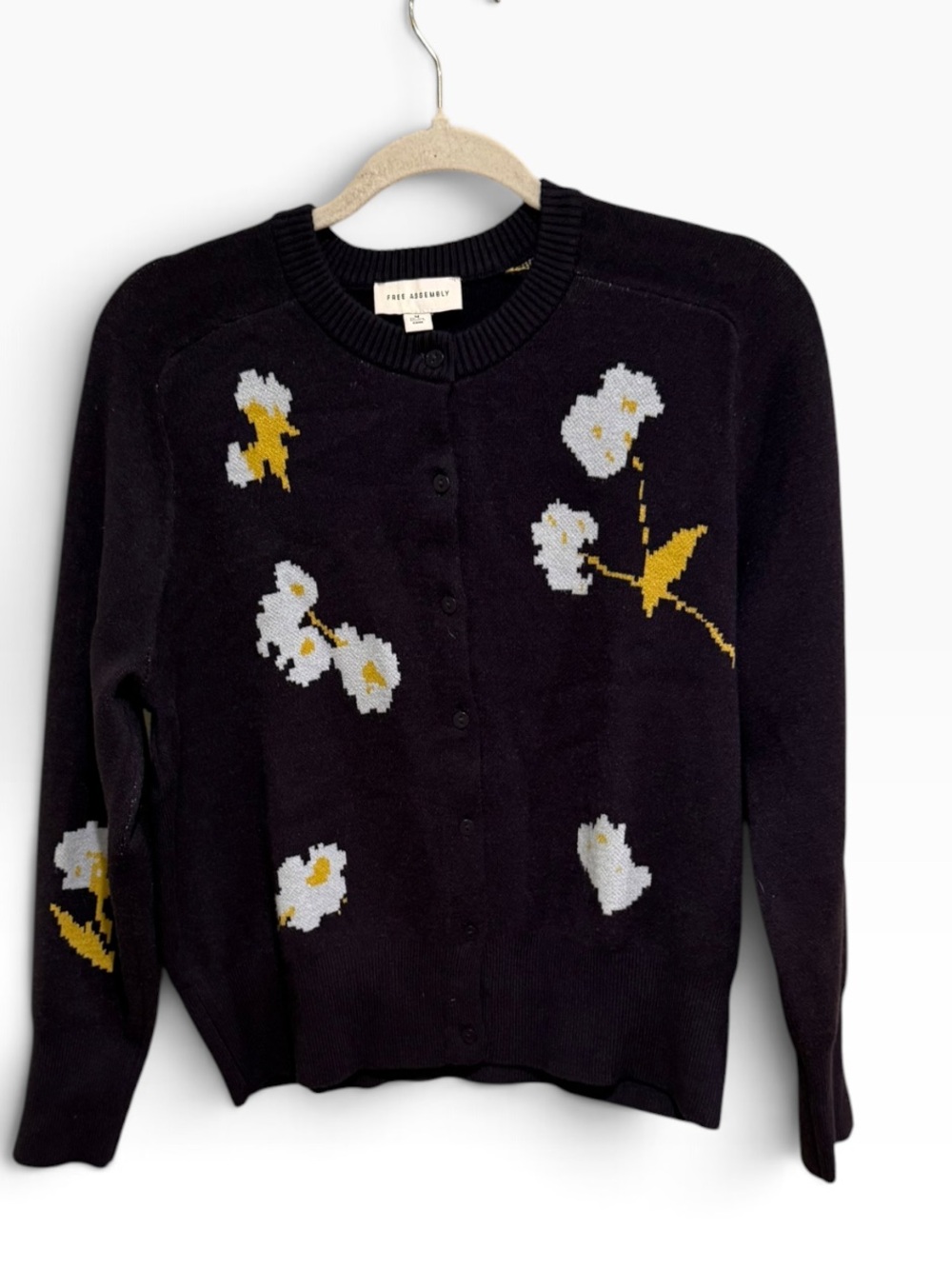 NWOT Free Assembly Navy Floral Intarsia Knit Button Cardigan Sz M (8-10)